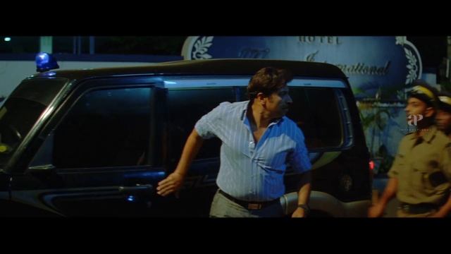 Kalabhavan Mani Saves The People | Careebeyans Malayalam Movie | Shweta Menon | Sai Kumar смотреть онлайн