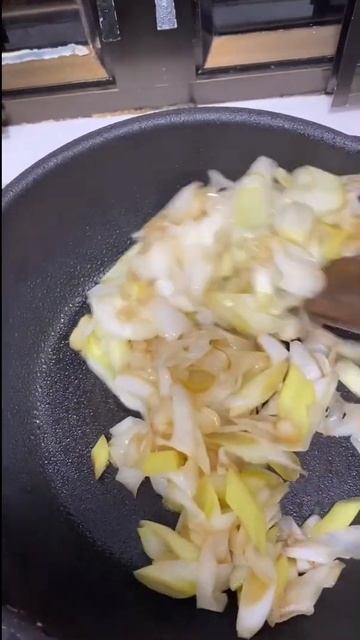 Happy Thanks Giving Day Everyone I Discover A New Dish Stir Fry Leek And Sardines No Turkey 🦃 смотреть онлайн