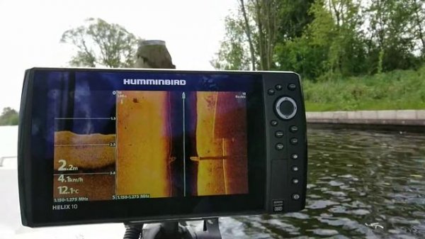 Humminbird Helix 10 Mega SI