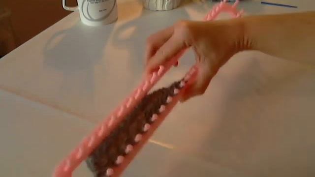 Scuola di Knitting Loom 2 Chiudere il lavoro смотреть онлайн