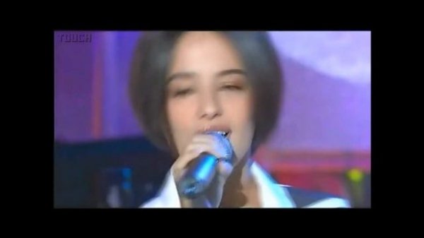Alizee: Beautiful French Singer