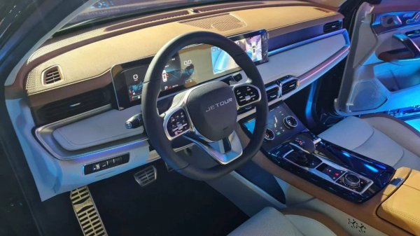 jetour x70 plus отзывы. Обзор автомобиля джетур X70 плюс