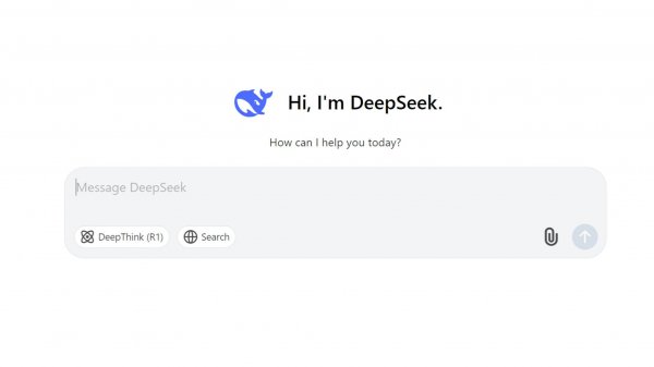 Нейросеть DeepSeek. Краткий обзор. Сравнение с Google Ассистентом.