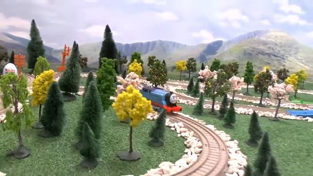 ЯйцаThomas & Friends Surprise Eggs and Kinder Surprise смотреть онлайн