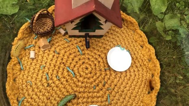 This is my Moth Sancutary! New Baby Hornworms. They Play With Spools смотреть онлайн