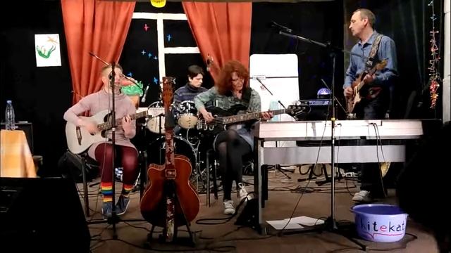 Директор пляжа. Новосибирск.  "Стреляй"