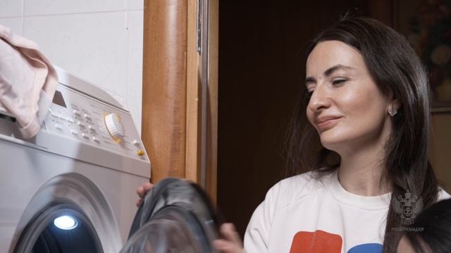 ПОДДЕРЖИВАЙТЕ ЧИСТОТУ ОДЕЖДЫ И БЕЛЬЯ смотреть онлайн