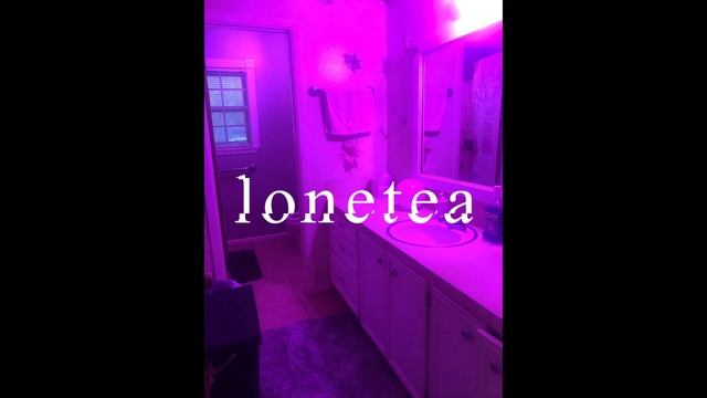KYLE - iSpy ft. Lil Yachty but it is summer 2017 and you are in the bathroom at a party смотреть онлайн