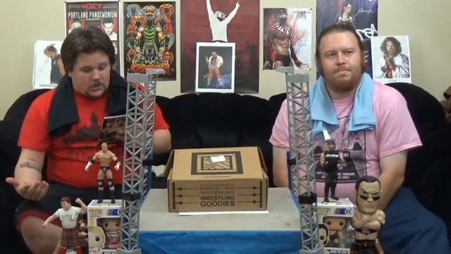 Wrestle Crate September Unboxing! смотреть онлайн
