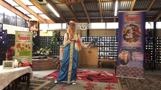 Ты лежишь Россия незабудкою. Читает Ирина Веселкова. Автор Людмила Ларкина Брисбен Австралия смотреть онлайн