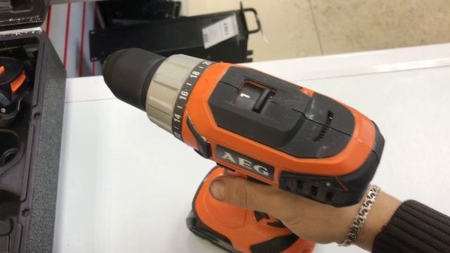 Шуруповёрт AEG смотреть онлайн