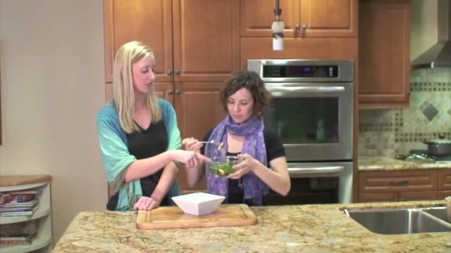 Chia Seeds - add Omega 3's to your diet! смотреть онлайн