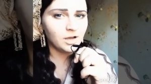 Украин духтар бо забони точики суруди Бахромро  мехонад
