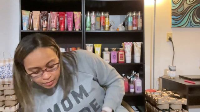 Body Care Declutter | Victoria’s Secret + Pink смотреть онлайн