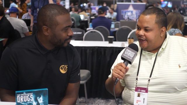 Marshall Faulk talks Kobe Bryant's Passing, Rams, Kurt Warner, Peyton Manning & San Diego State смотреть онлайн