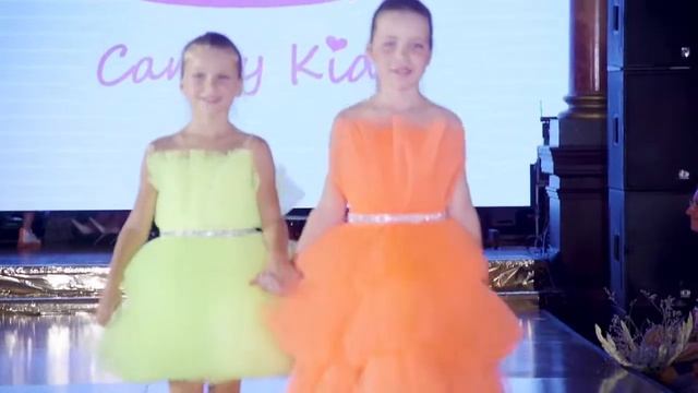 I'M BRILLIANT & KARI MODELS - Прямая трансляция Odessa Fashion Week смотреть онлайн