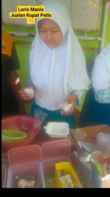 Jualan Kupat Petis Laris Manis | P5 Wirausaha смотреть онлайн