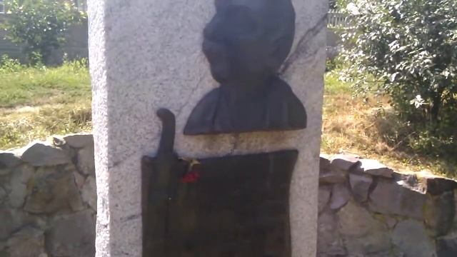Памятник Калнышевскому П. И . смотреть онлайн