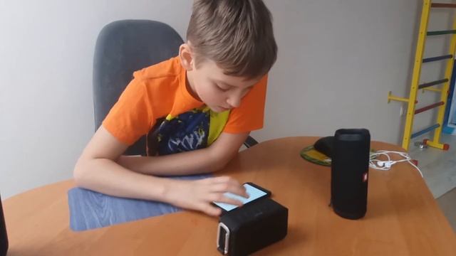 СРАВНЕНИЕ КОЛОНОК | BV370 Vs JBL FLIP 4 смотреть онлайн