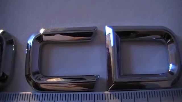 Lettre Chrome Logo Sigle Badge Embleme Peugeot Audi Vw Bmw Toyota Forf Alfa Romeo Fiat