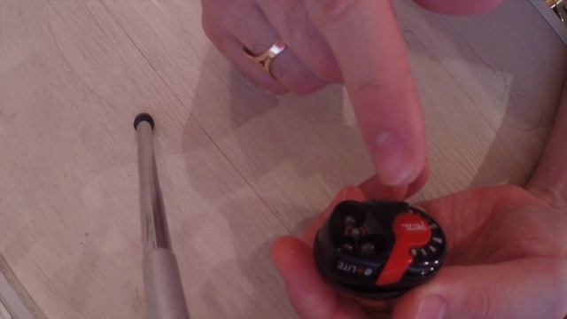 Mini-Lampe Frontale PETZL e+Lite смотреть онлайн