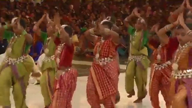 Sathya Sairama girls dance -performed at Prasanthi Nilayam смотреть онлайн