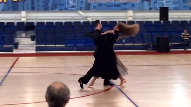 Andrei Kitsun - Natallia Korsak. Show dance 'The Dark Side' смотреть онлайн
