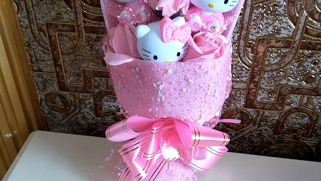 pink hello kitty bouquet смотреть онлайн