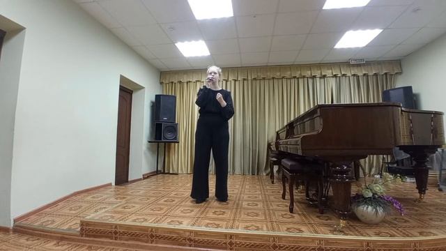 Гуреева Мария 16 лет "Славься Русь" сл. и муз. М.Архипова смотреть онлайн