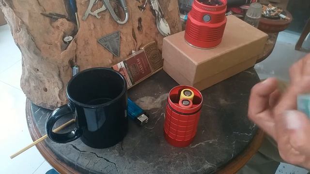 Unboxing Convoy 4X18A With Luminus 1112 Meter SBT90.2 5400 Lumen Flashlight смотреть онлайн