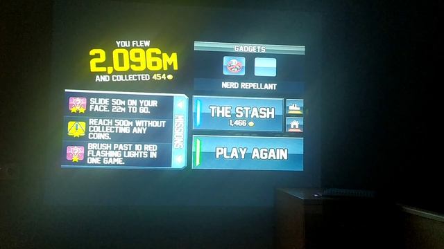 играю в jetpack joyride смотреть онлайн