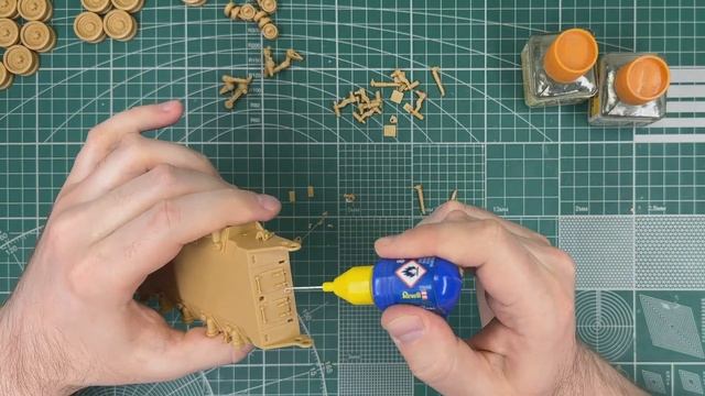 Сборка модели M55 I Love Kit 63548 в масштабе 1/35 Часть 1 / Build Part 1 смотреть онлайн