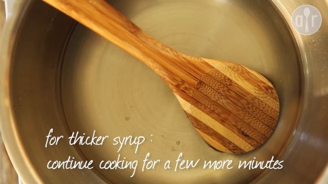 How to Make Sugar Syrup for Cocktails and Drinks смотреть онлайн
