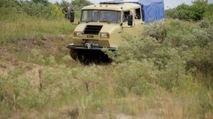 Гусеничный снегоболотоход СТМ-1993 "Енисей"