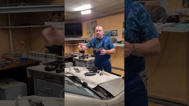 Ремонт сколов и трещин у мастера на выезд. Почему не желательно так ремонтировать стекло