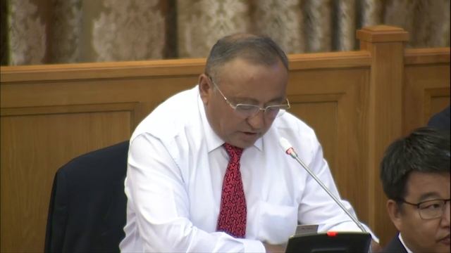 Б.Бейсен: Багш, эмч нарын цалинг нэмэх тал дээр салбарын шинэ сайд нь анхаарч ажиллахыг хүсье смотреть онлайн