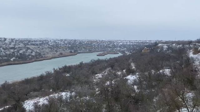 Озеро под Керчью смотреть онлайн