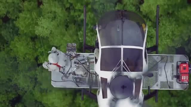 Ремонт ЛЭП под напряжением с вертолёта смотреть онлайн