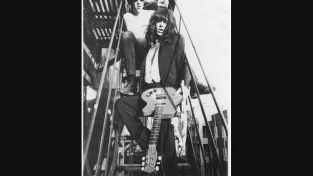 Heartbreakers Rehearsal(Johnny Thunders,Richard Hell,Jerry Nolan) - Coventry,Queens NYC 29/05/1975 смотреть онлайн