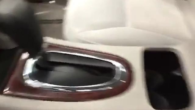 2010 Chevrolet Impala 4dr Sdn LT смотреть онлайн