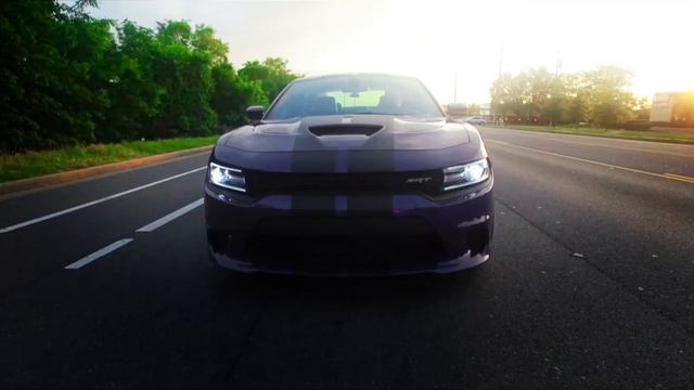 2016 Dodge Charger Hellcat Plum Crazy Purple смотреть онлайн