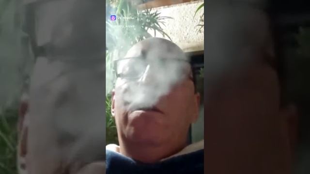 Эпичный разнос в чат-рулеткеот Одной Крови, криворожской кастрюли, болеющей всем сердцем из Израиля смотреть онлайн