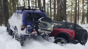 Экстремальное снежное бездорожье для машинок на радиоуправлении!