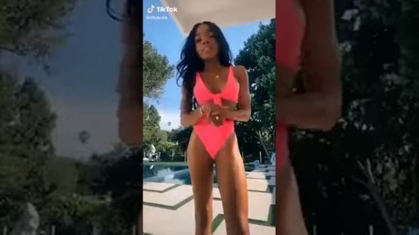 Busty Black Braless Babe Nip Slip & Bouncing Boobs   SUBSCRIBE FOR MORE 2