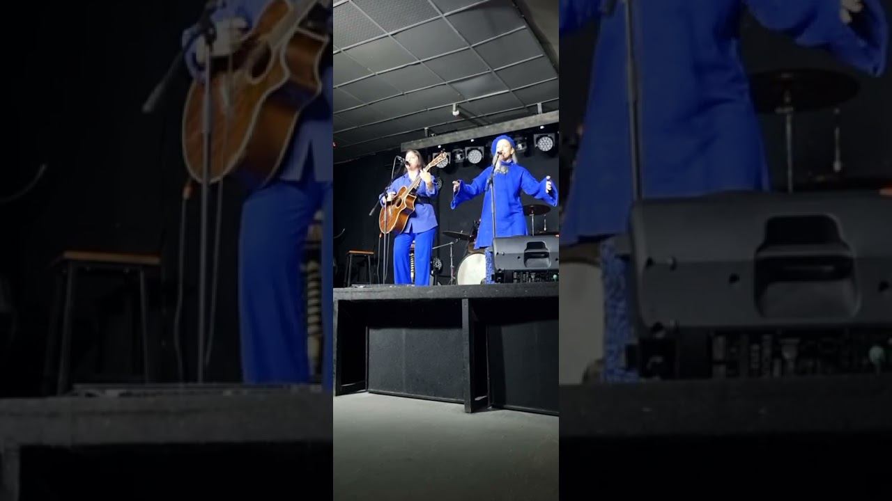 Лора КайноЗоя "Шторм"