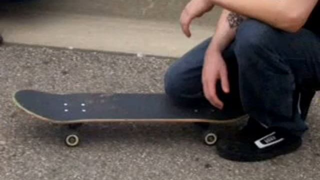 DEATHROOT SKATES смотреть онлайн