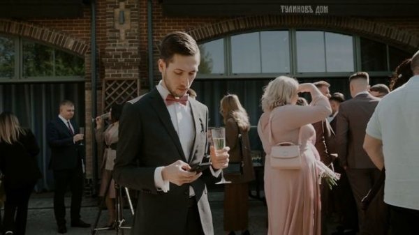 what is heart pounding about   author's clip 2160p