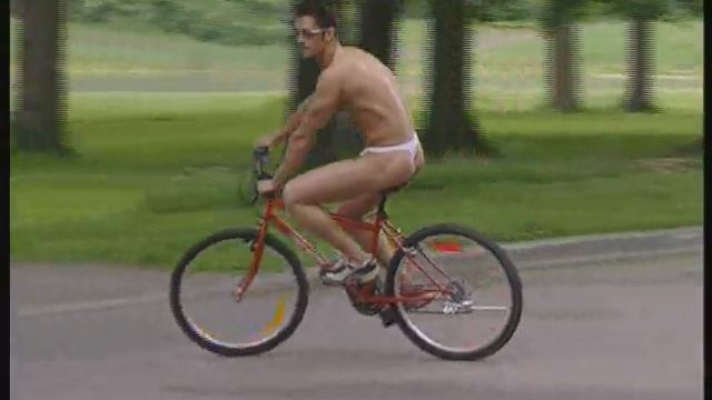 Just For Laughs - Sexy bicyclers смотреть онлайн