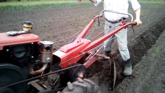 Підгортання картоплі дисками. смотреть онлайн