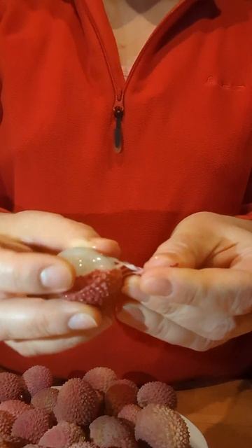 Как быстро почистить личи смотреть онлайн